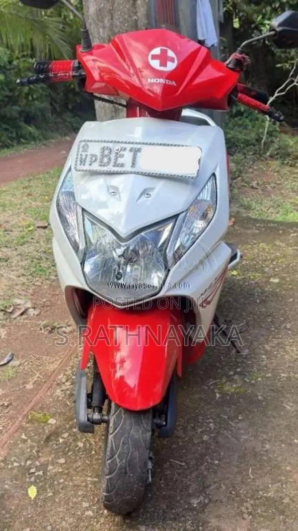 Honda Dio 2016 Motorbike (Used)