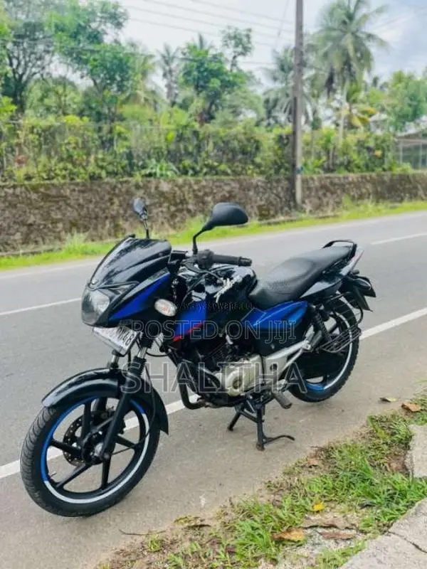 Bajaj Pulsar 2015 Motorbike (Used)