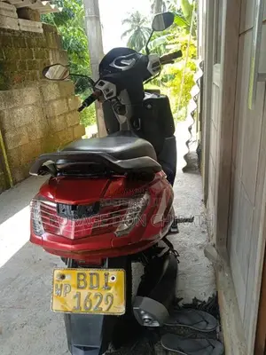 Hero Maestro Edge 2015 Motorbike (Used)