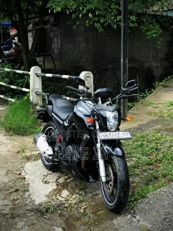 Yamaha FZ 2011 Motorbike (Used)