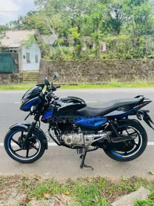 Bajaj Pulsar 2015 Motorbike (Used)