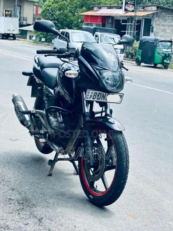 Bajaj Pulsar 180 2016 Motorbike (Used)
