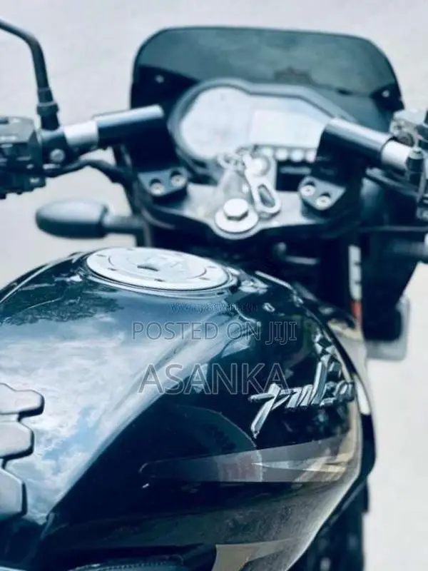 Bajaj Pulsar 180 2016 Motorbike (Used)