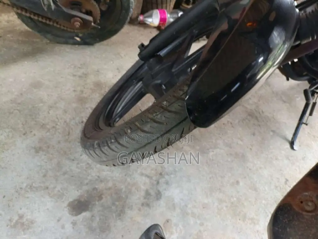 Bajaj Platina 2016 Motorbike (Used)