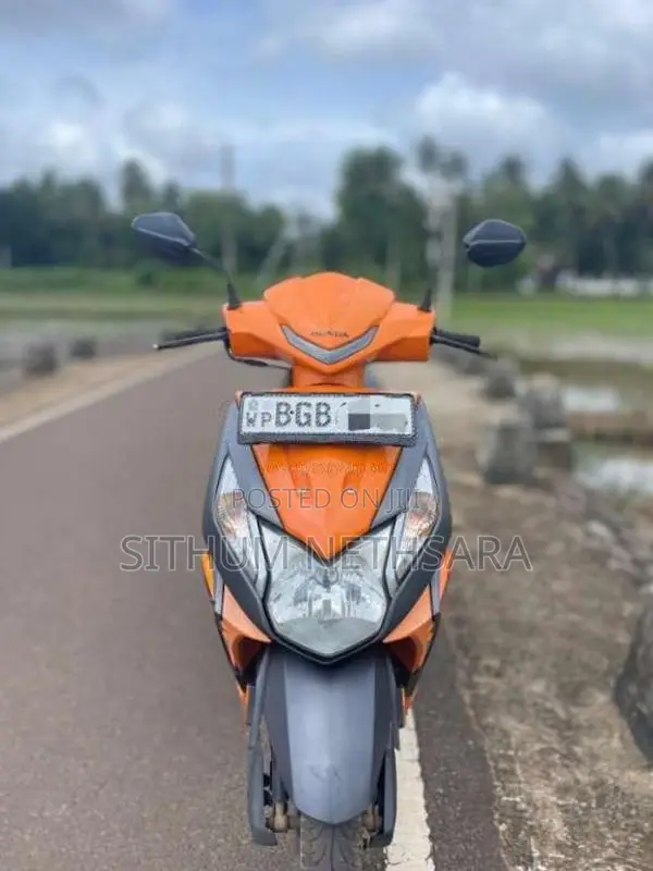 Honda Dio 2017 Motorbike (Used)