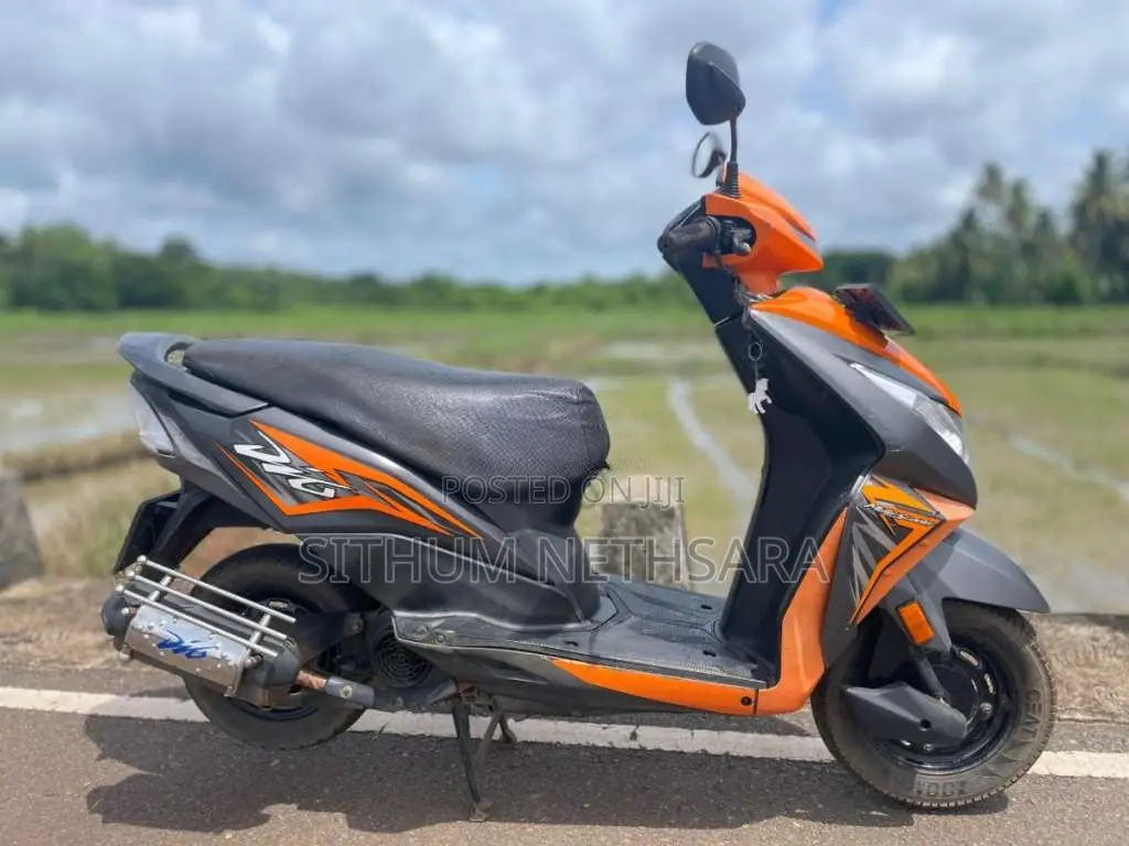 Honda Dio 2017 Motorbike (Used)