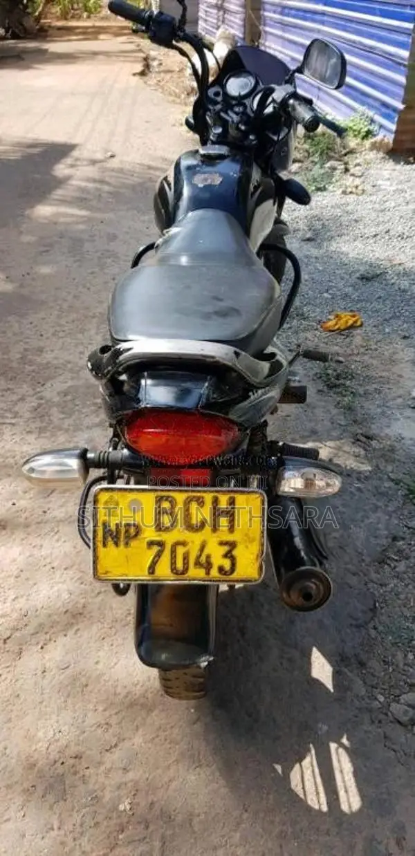 Bajaj Platina 100 2015 Motorbike (Used)