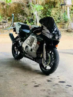 Honda CBR 2014 Motorbike (Used)