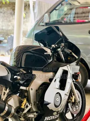 Honda CBR 2014 Motorbike (Used)
