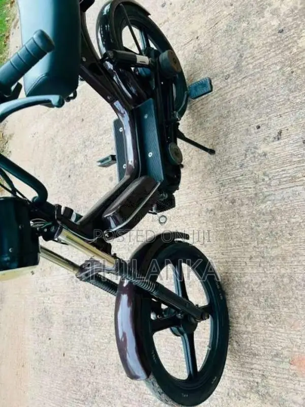 Piaggio Ape 2003 Motorbike Unregistered (Recondition)