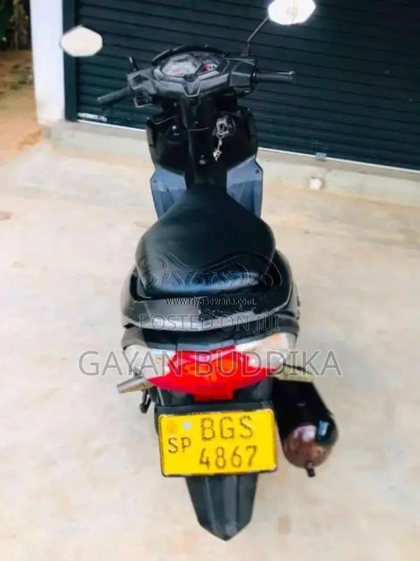 Honda Dio 2018 Motorbike (Used)