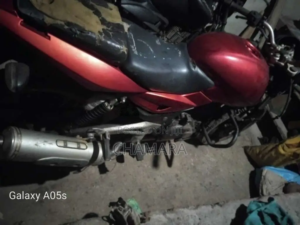 Bajaj Pulsar 200 2009 Motorbike (Used)