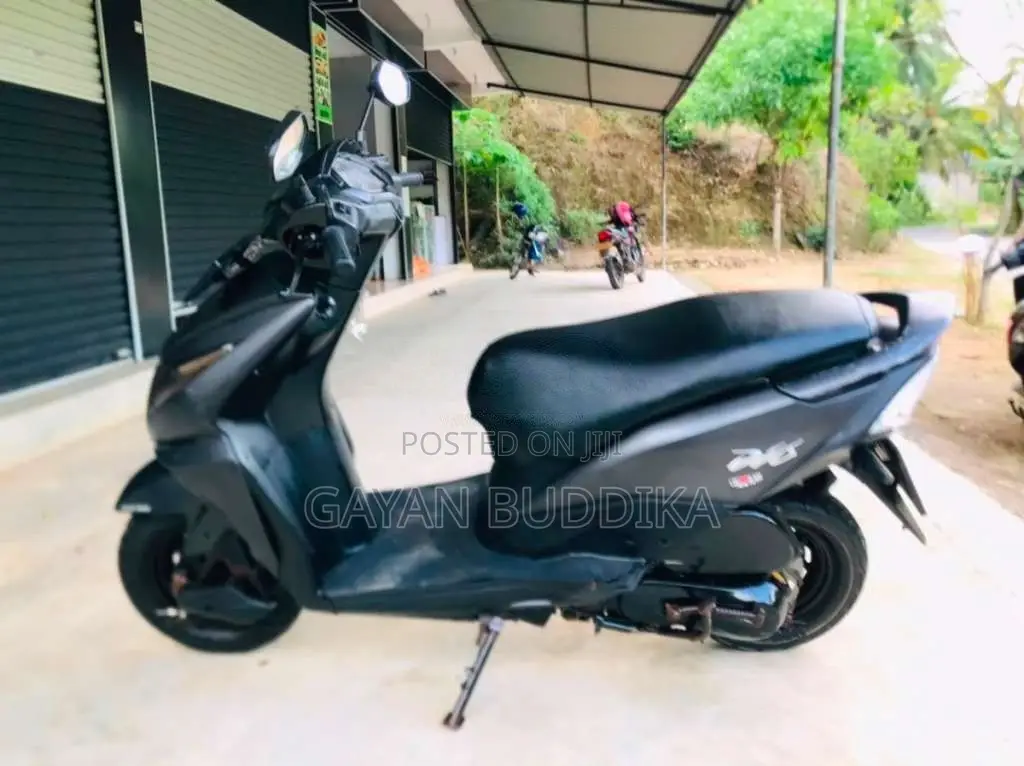 Honda Dio 2018 Motorbike (Used)