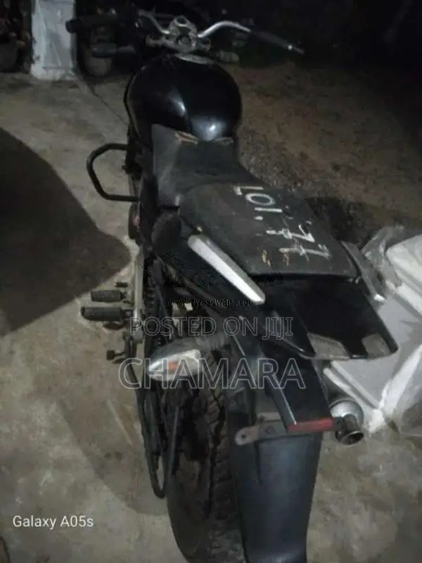 Bajaj Pulsar 200 2009 Motorbike (Used)