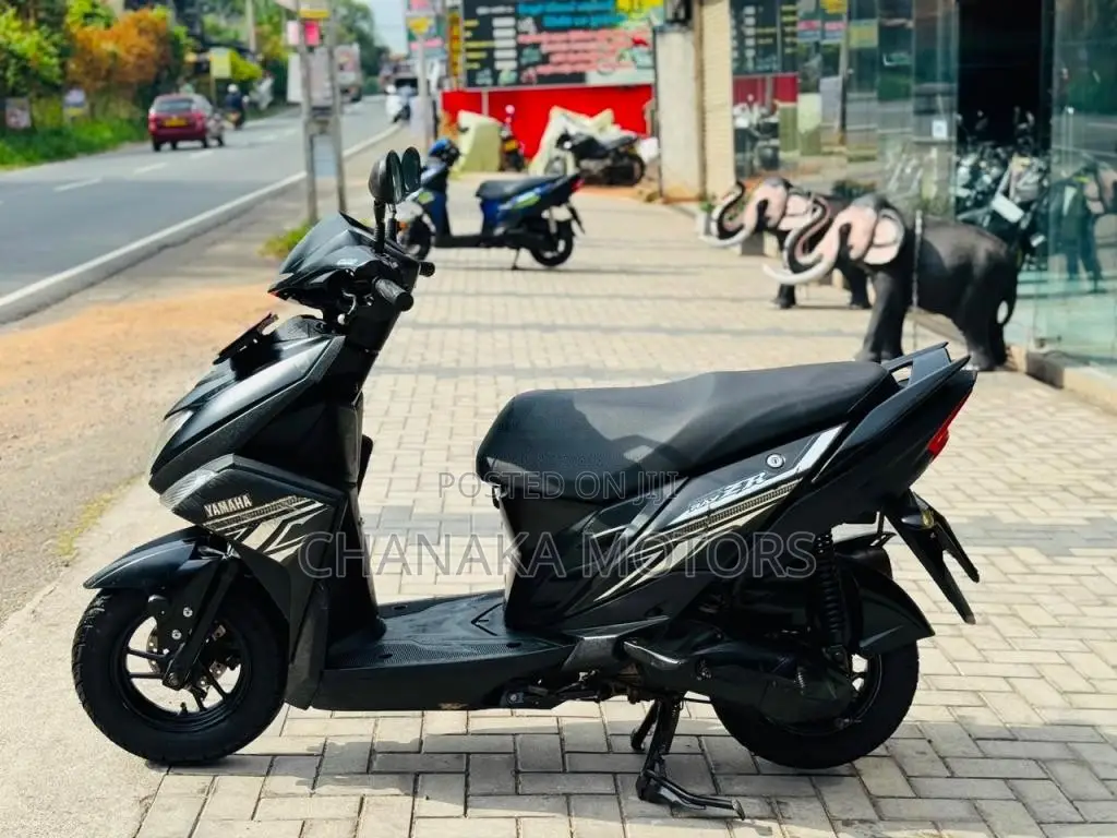 Yamaha Ray Zr 2019 Motorbike (Used)