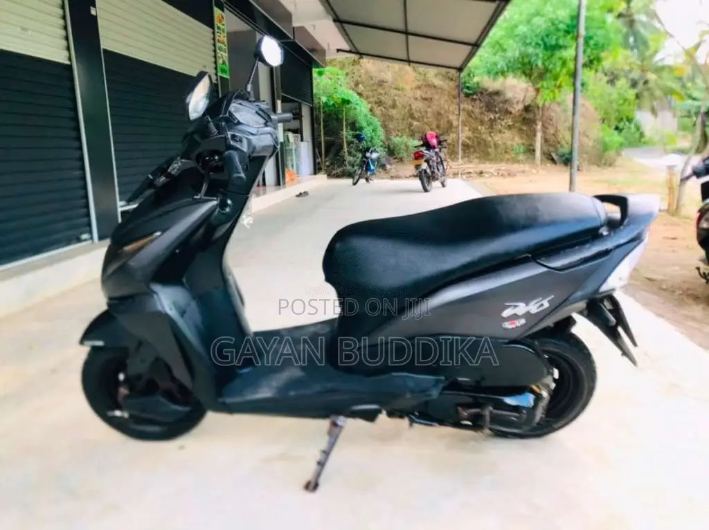 Honda Dio 2018 Motorbike (Used)