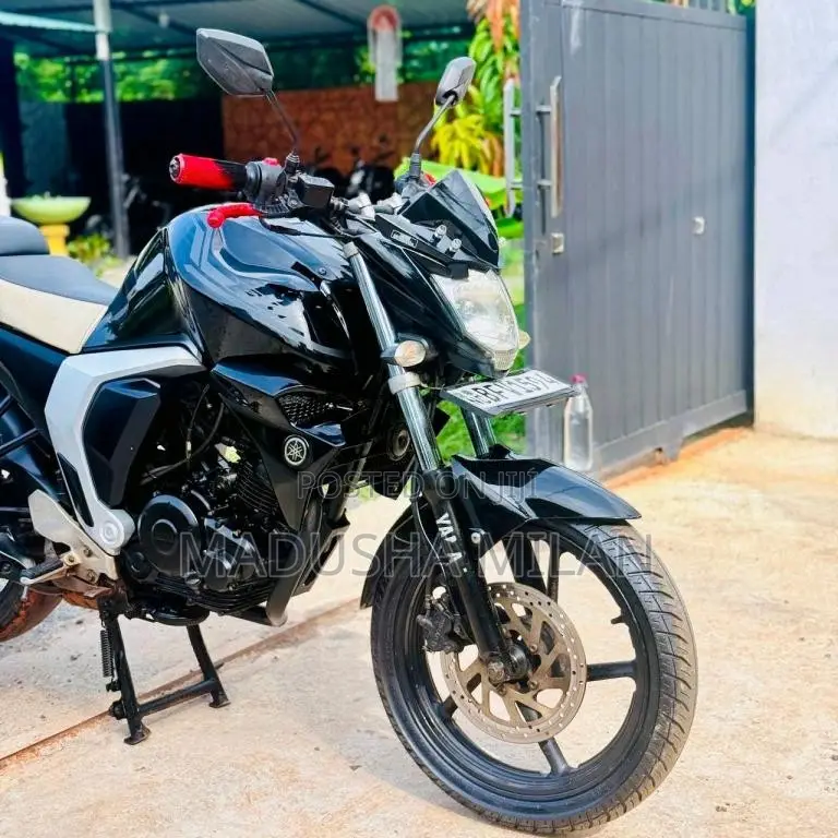 Yamaha Fz 2017 Motorbike (Used)