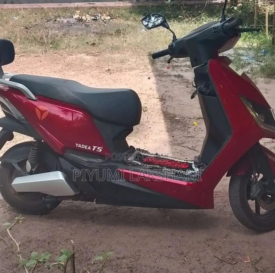 Yadea T5 2025 Motorbike (Used)
