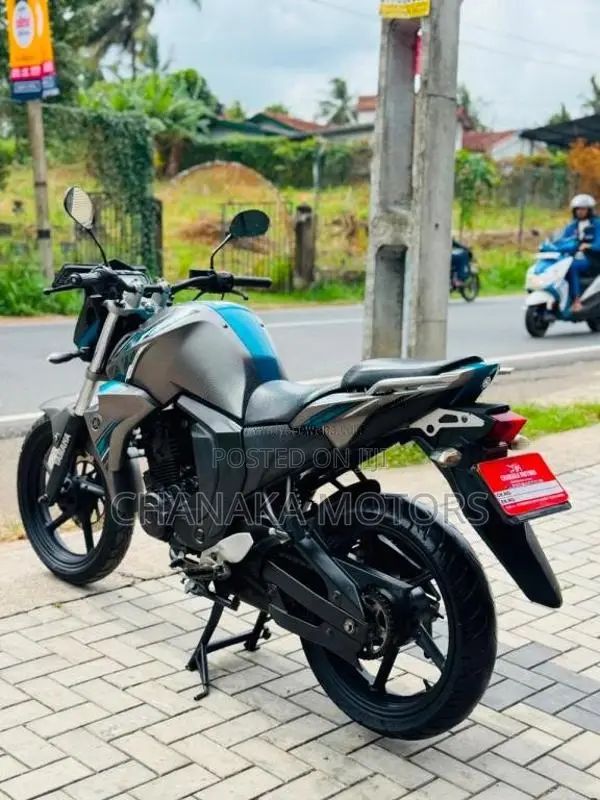 Yamaha FZ-S Version 2.0 2017 Motorbike (Used)