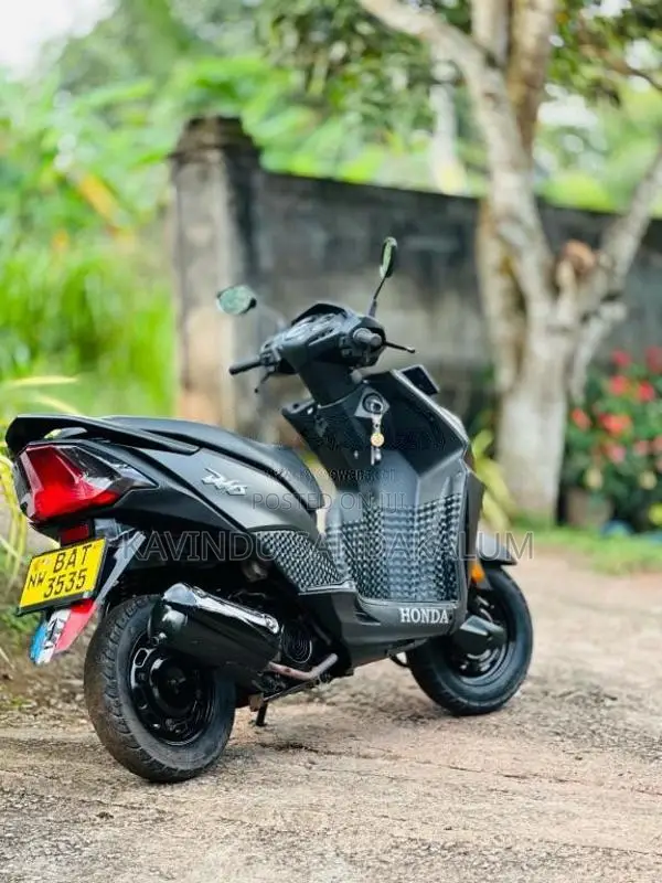 Honda Dio 2014 Motorbike (Used)
