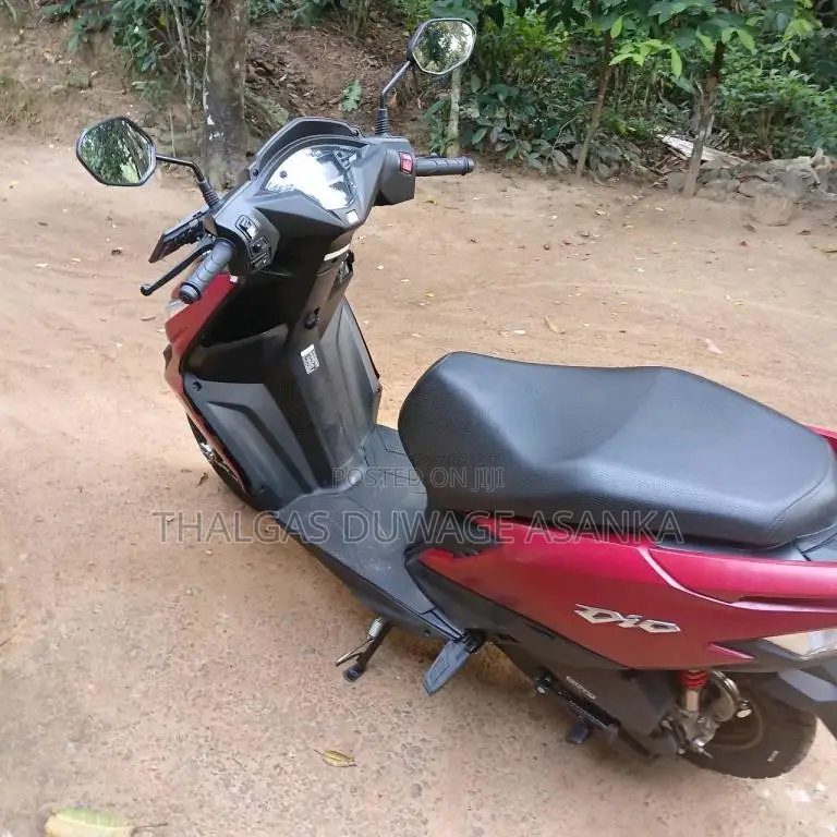 Honda Dio 2025 Motorbike (Used)