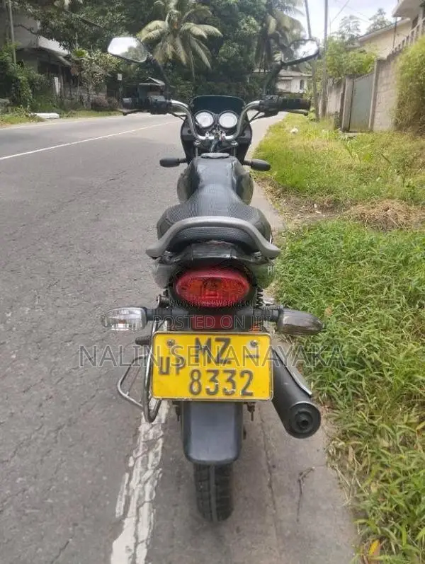 Bajaj Platina 2006 Motorbike (Used)