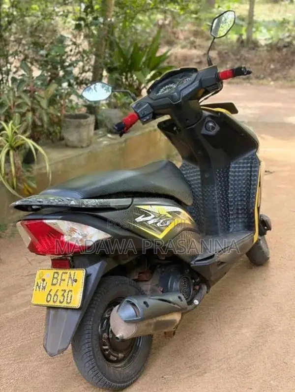 Honda Dio 2017 Motorbike (Used)