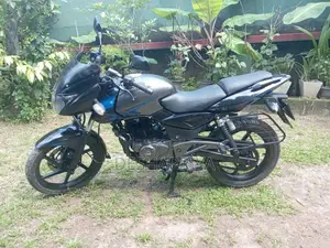 Bajaj Pulsar 180 2015 Motorbike (Used)