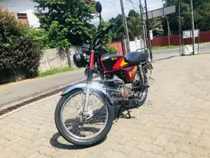 Bajaj Boxer 2000 Motorbike (Used)
