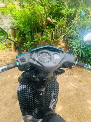 Honda Dio 2015 Motorbike (Used)