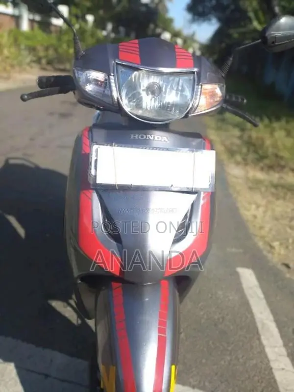 Honda Activa 2016 Motorbike (Used)