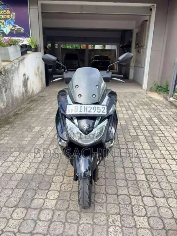 Suzuki Burgman 2019 Motorbike (Used)