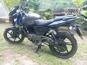Bajaj Pulsar 180 2015 Motorbike (Used)