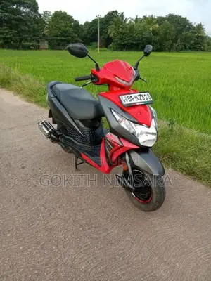 Honda Dio 2017 Motorbike (Used)