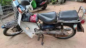 Honda Super Cub Custom 1999 Motorbike (Used)