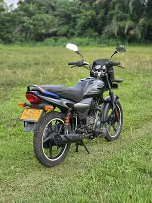 Bajaj Platina 2011 Motorbike (Used)