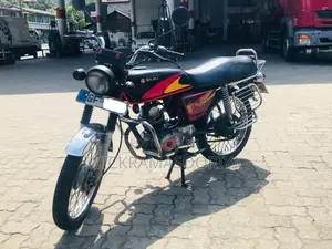 Bajaj Boxer 2000 Motorbike (Used)