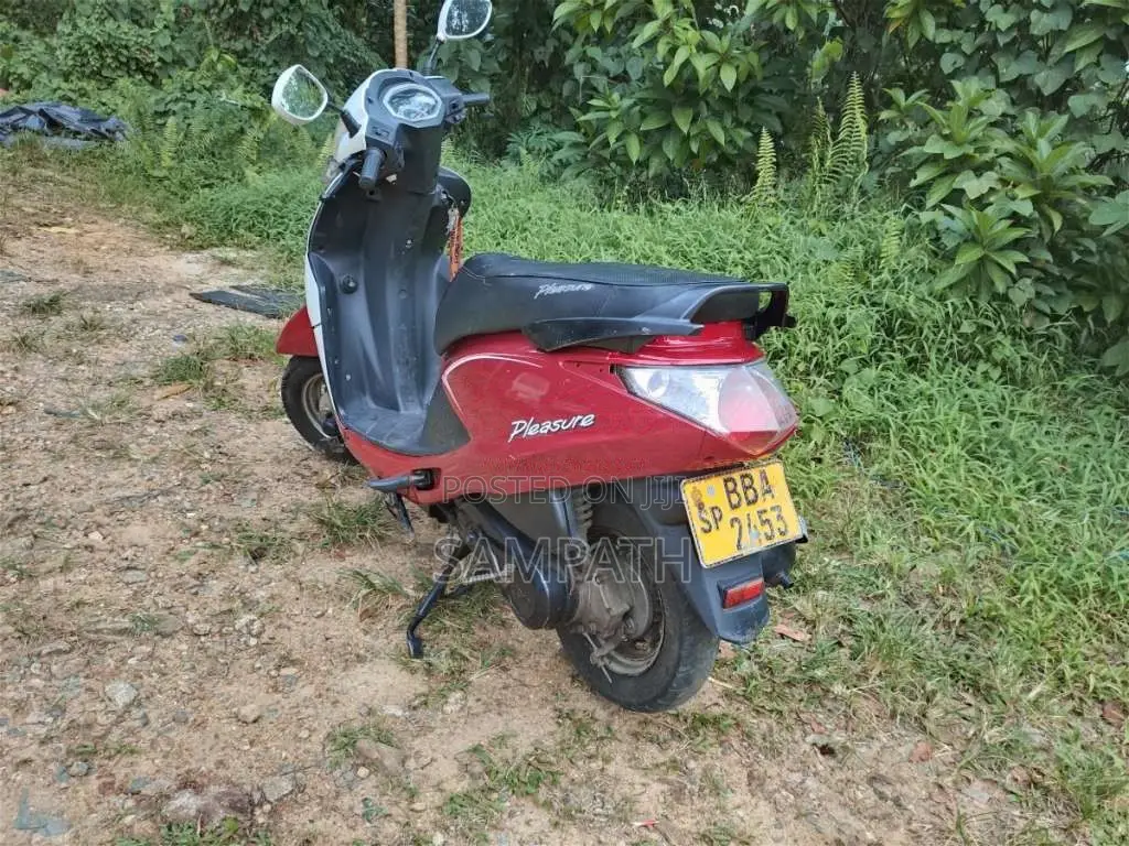 Hero Pleasure 2014 Motorbike (Used)