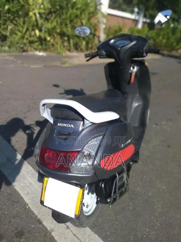 Honda Activa 2016 Motorbike (Used)