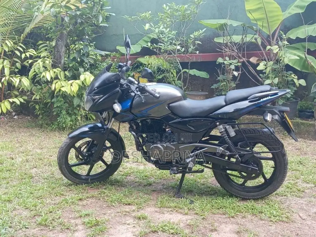 Bajaj Pulsar 180 2015 Motorbike (Used)