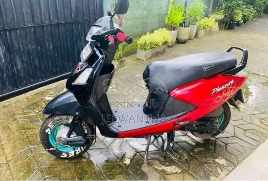 Hero Pleasure 2010 Motorbike (Used)