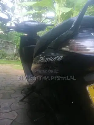 Hero Pleasure 2012 Motorbike (Used)