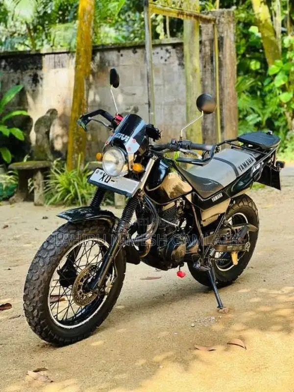 Yamaha TW 200 2010 Motorbike (Used)