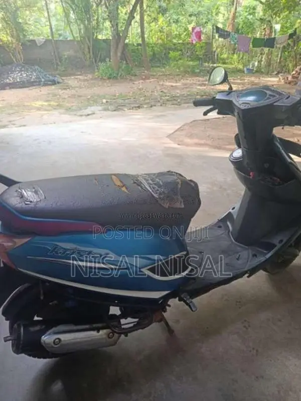 Bajaj Kristal 2009 Motorbike (Used)