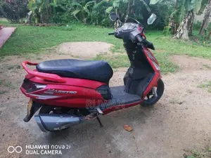 Hero Maestro Edge 2017 Motorbike (Used)