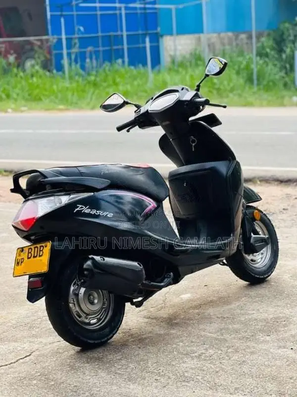 Hero Pleasure 2015 Motorbike (Used)