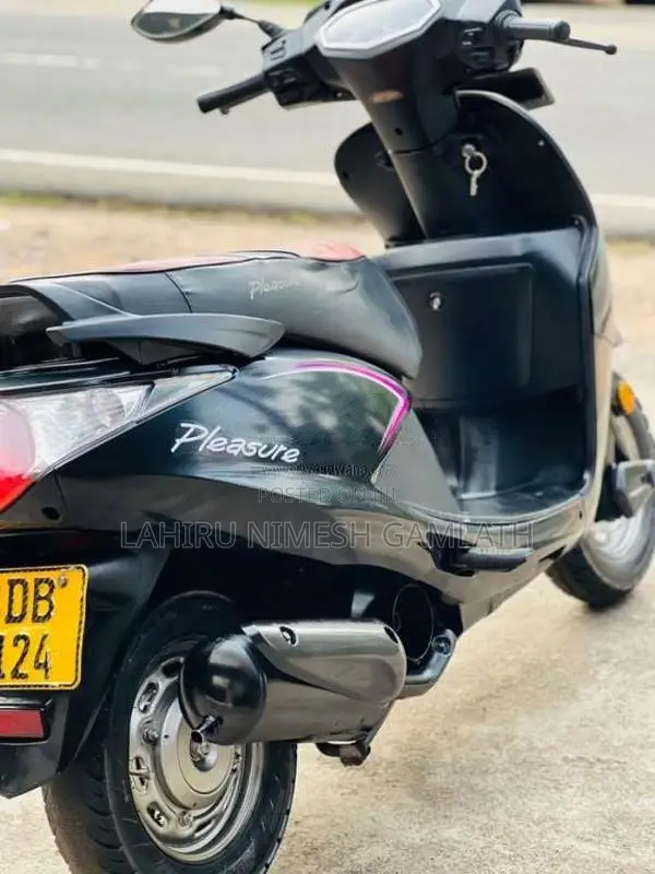 Hero Pleasure 2015 Motorbike (Used)