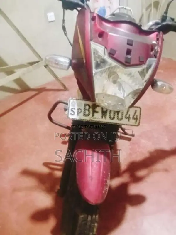 Mahindra Rockstar 2017 motorcycle (Used)