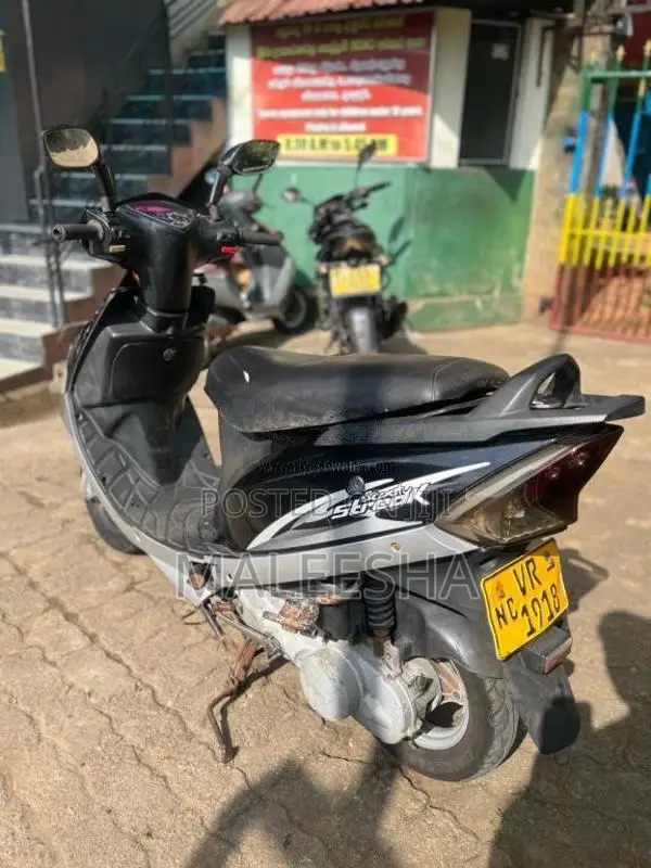 TVS Scooty Streak 2010 Motorbike (Used)