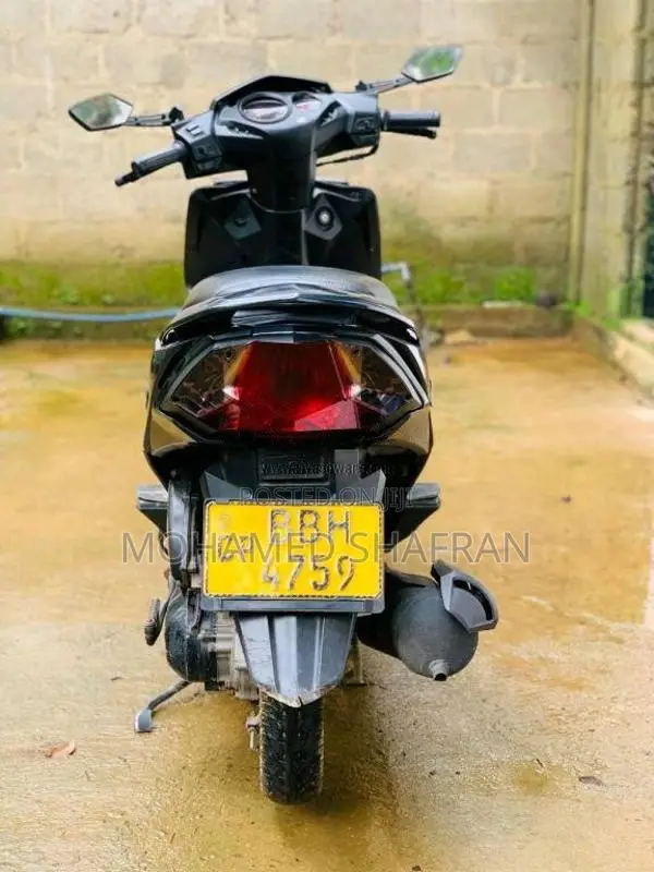 Honda Dio 2014 Motorbike (Used)